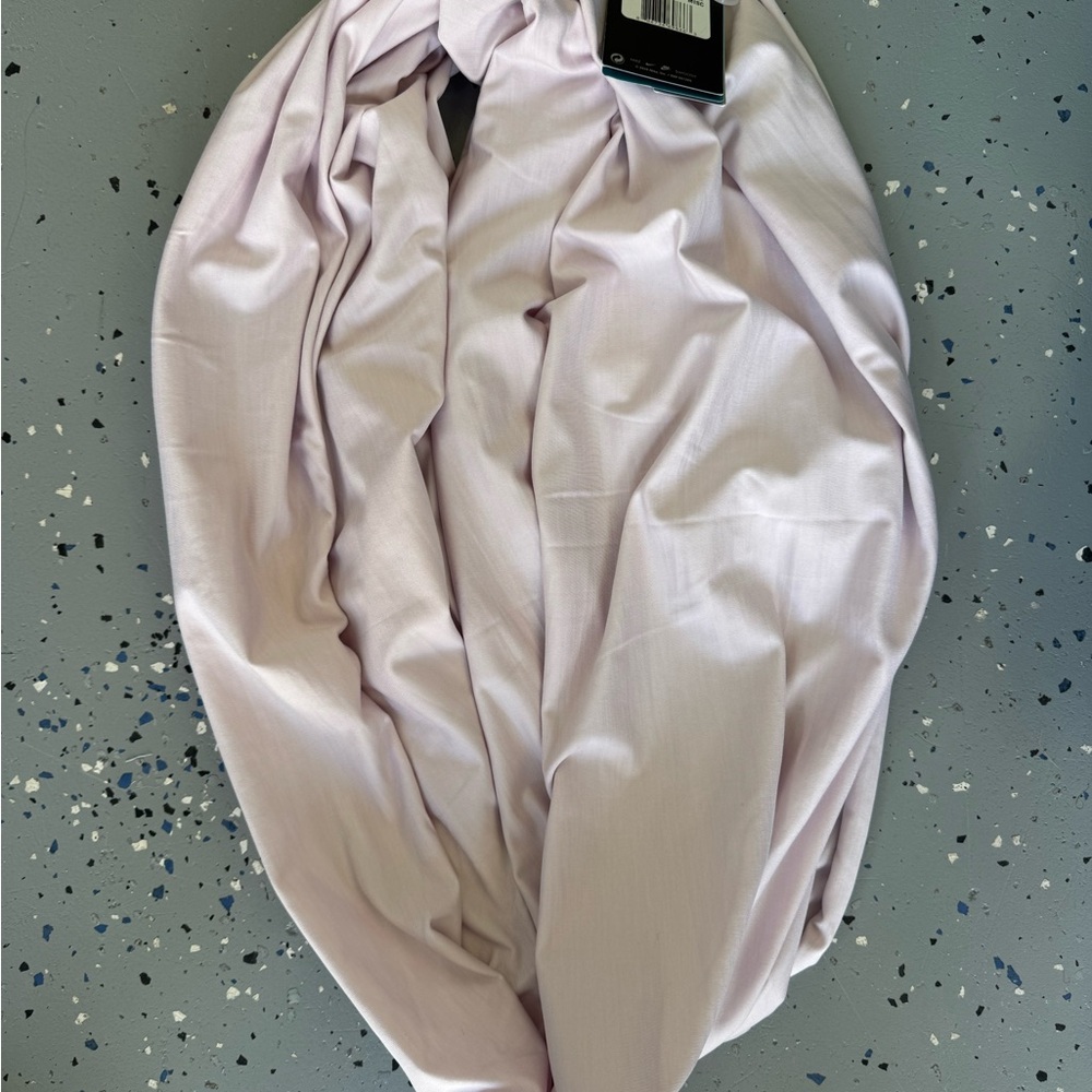 Nike Women's Soft Pink Scarf
